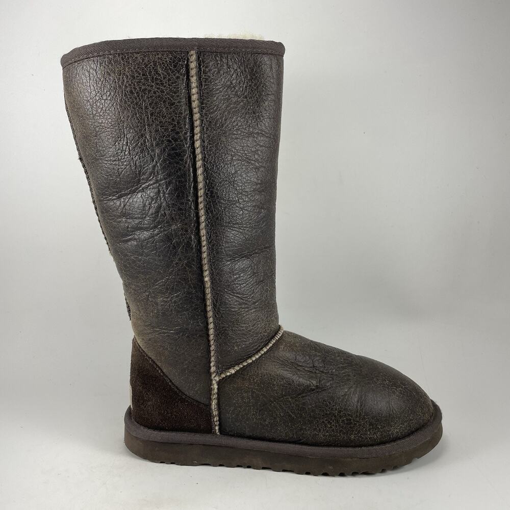 UGG Classic Tall Bomber Pull On Womens Size 8 Brown Fleece Lined Winter Boots